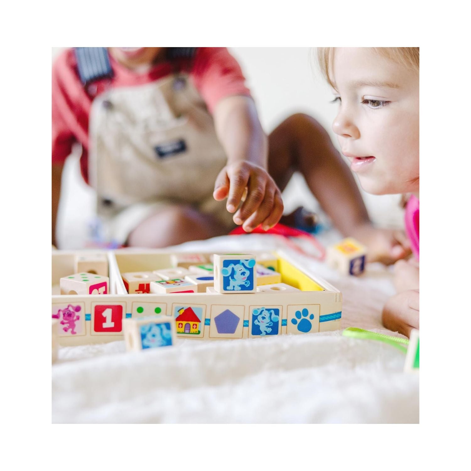 Melissa & Doug Blues Clues Wooden Lacing Beads