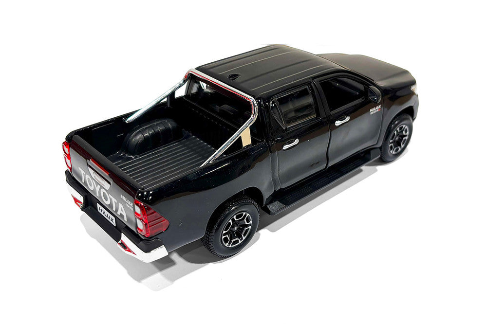 Maisto Scale 1:27 Toyota Hilux Double Cab - Black