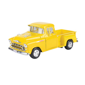 Motormax 1957 Chevy 3100 Pickup Diecast Model Scale 1:24 - Yellow