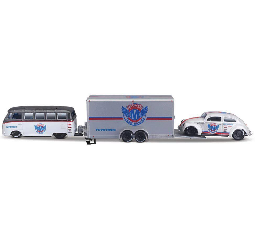 Maisto Team Haulers Scale 1:64 - Volkswagen Van (Samba) and Volkswagen Beetle