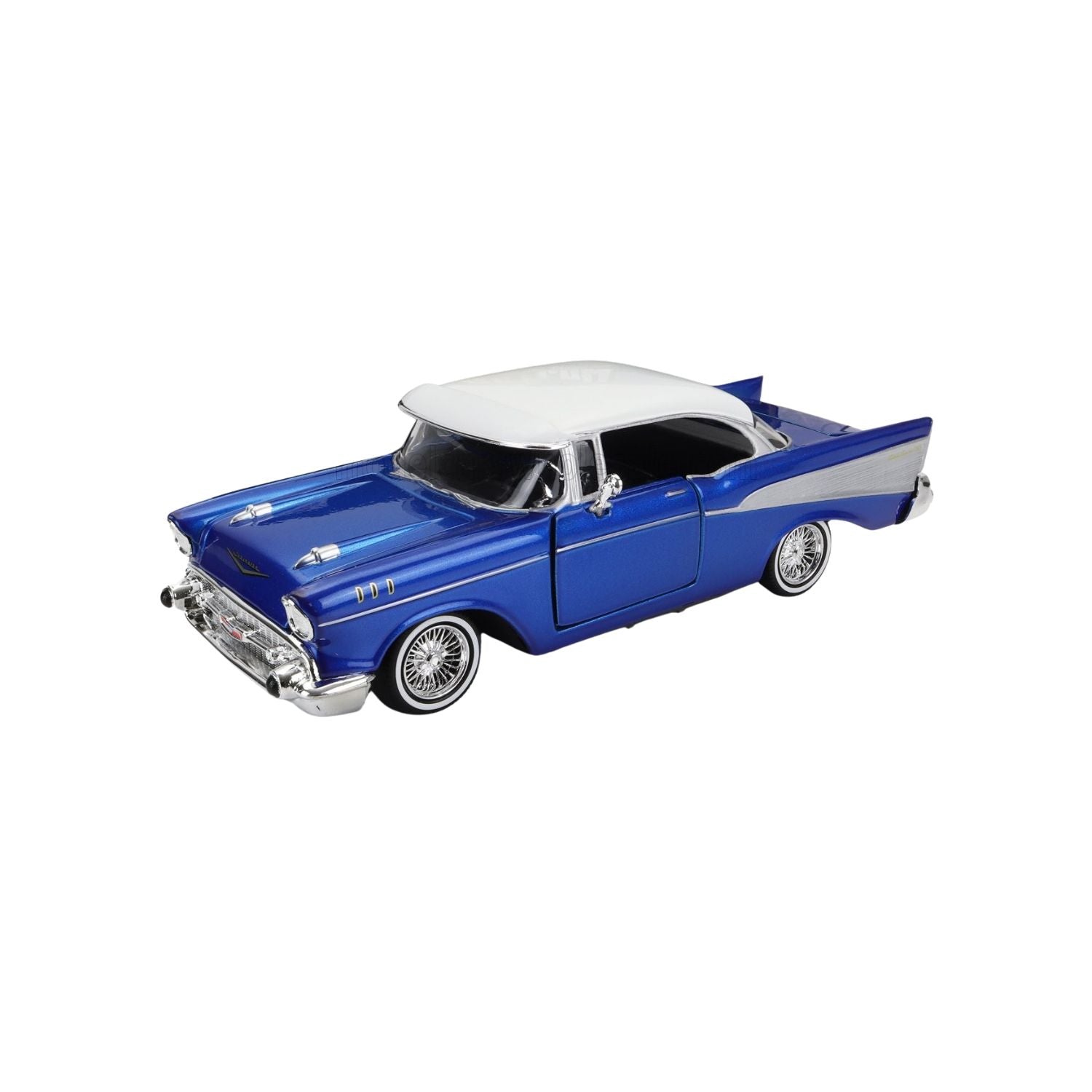Motormax Get Low Series Diecast Scale Model – 1957 Chevy Bel Air - Candy Blue / White Scale 1:24