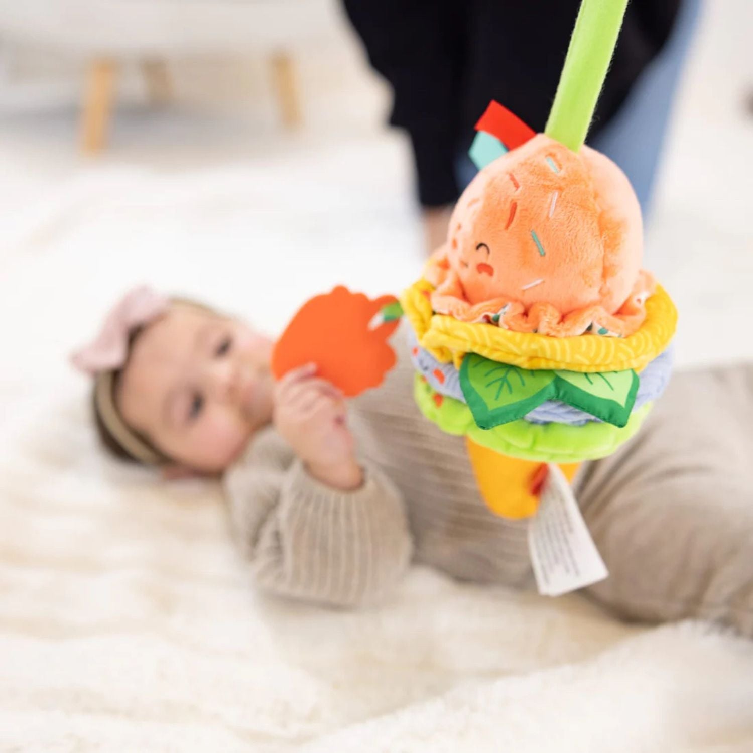 Melissa & Doug Ice Cream Take-Along Toy