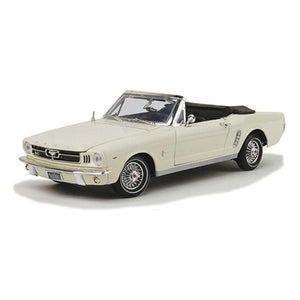 Motormax - 1964 Ford Mustang Convertible Scale 1:18 Diecast Model - White