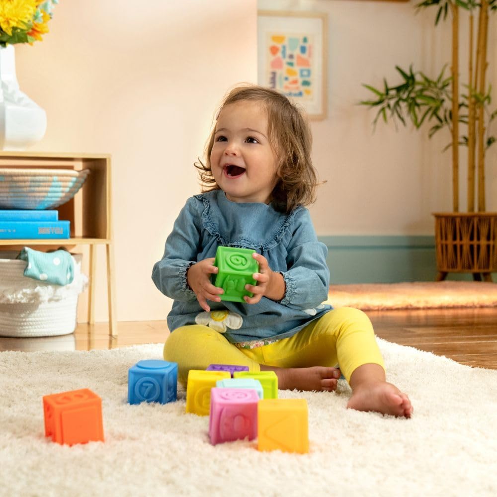 Bright Starts - Cubes & Cuties 18 Piece Gift Set