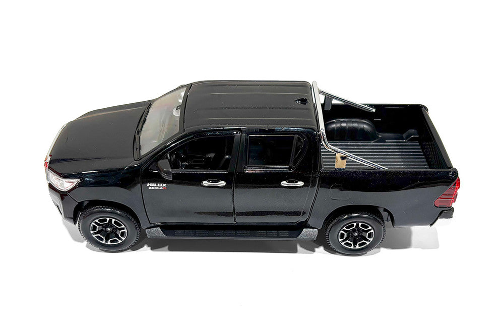 Maisto Scale 1:27 Toyota Hilux Double Cab - Black