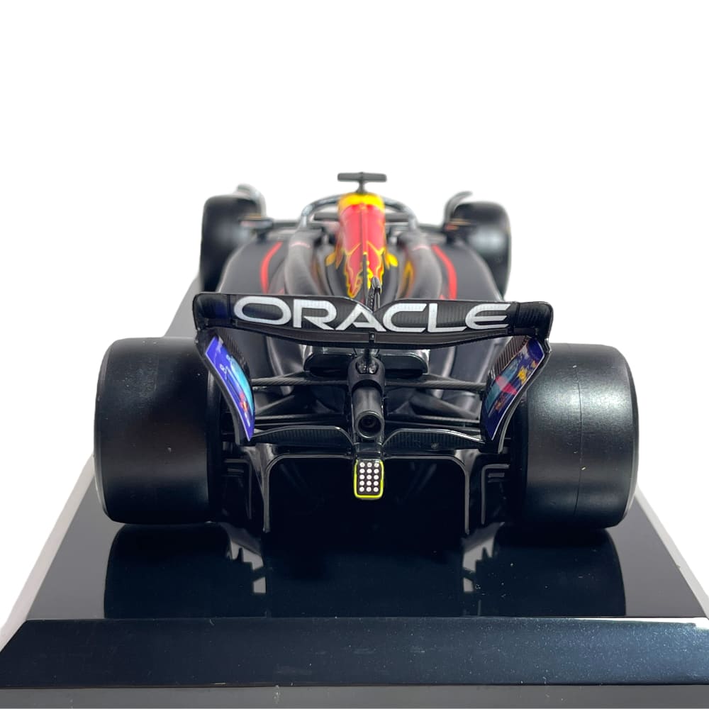 BBURAGO 1:24 Red Bull F1 RB20 2024 - #1 Max Verstappen
