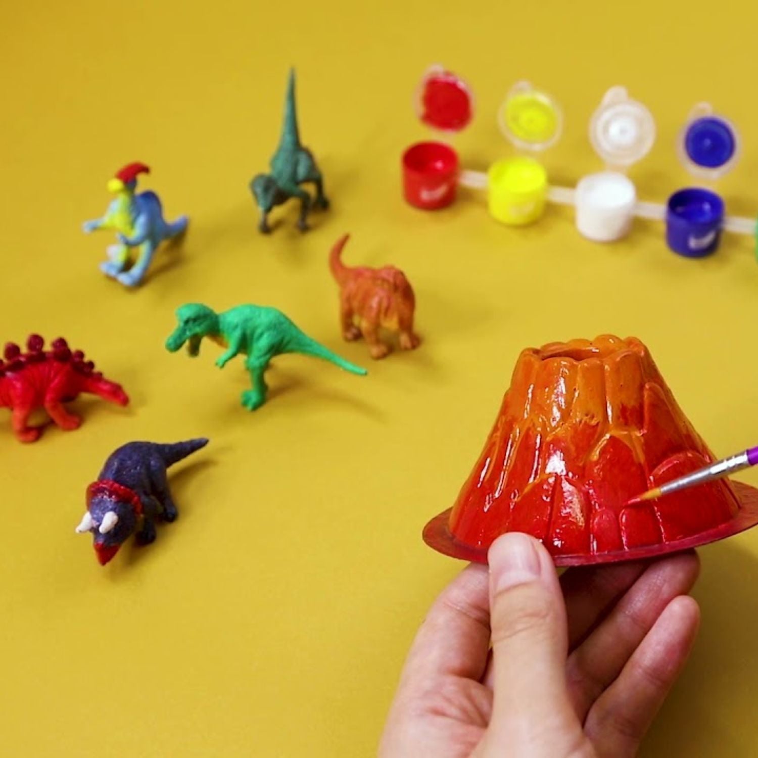 4M - Dino World